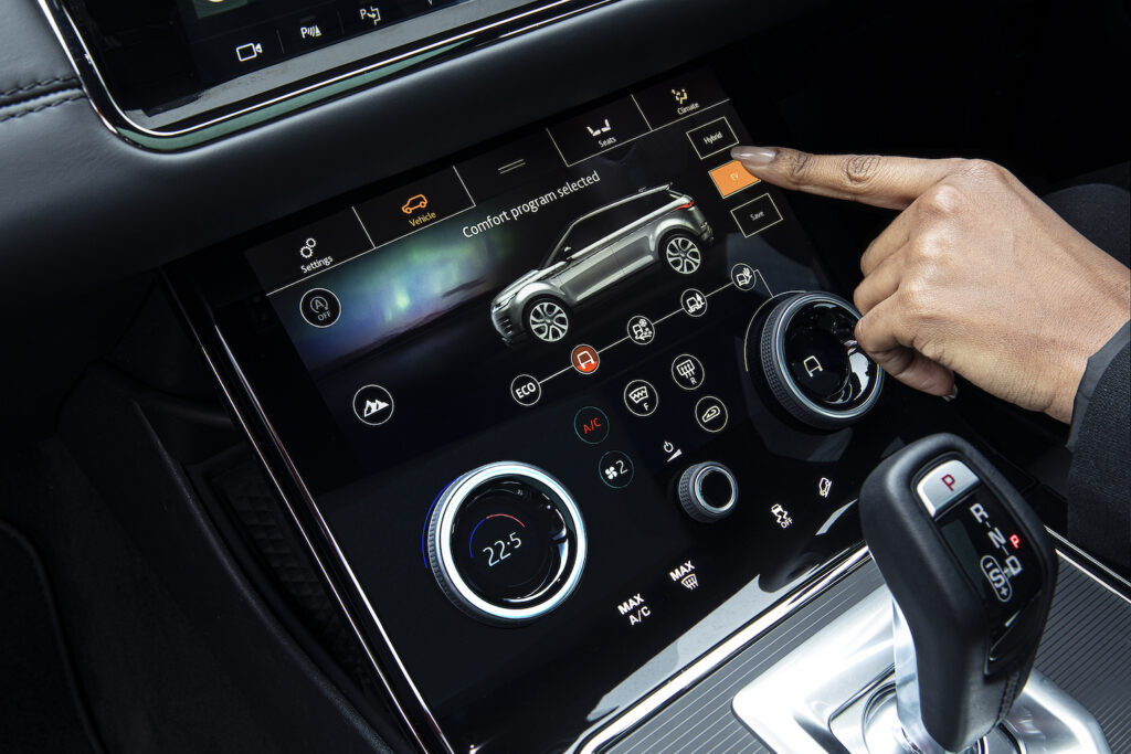 Range Rover Evoque PHEV review interior - EVs Unplugged