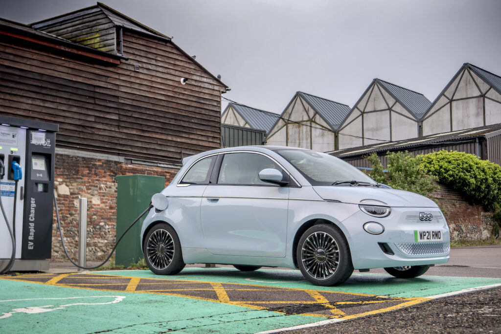 Fiat 500 Electric charging - EVs Unplugged