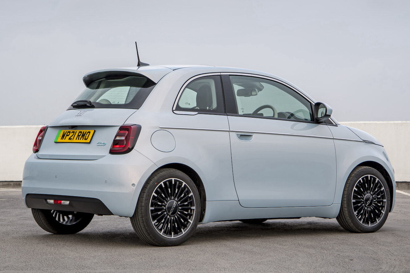 Fiat 500 electric rear - EVs Unplugged