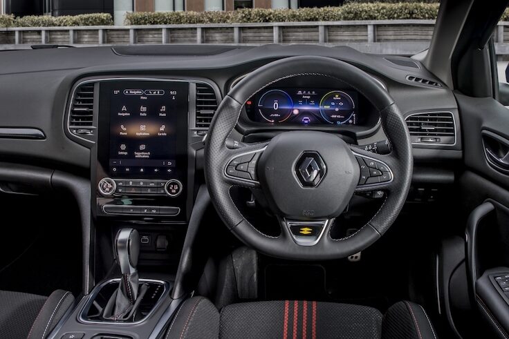 Renault Megane Sport Tourer Plug-In Hybrid interior - EVs Unplugged