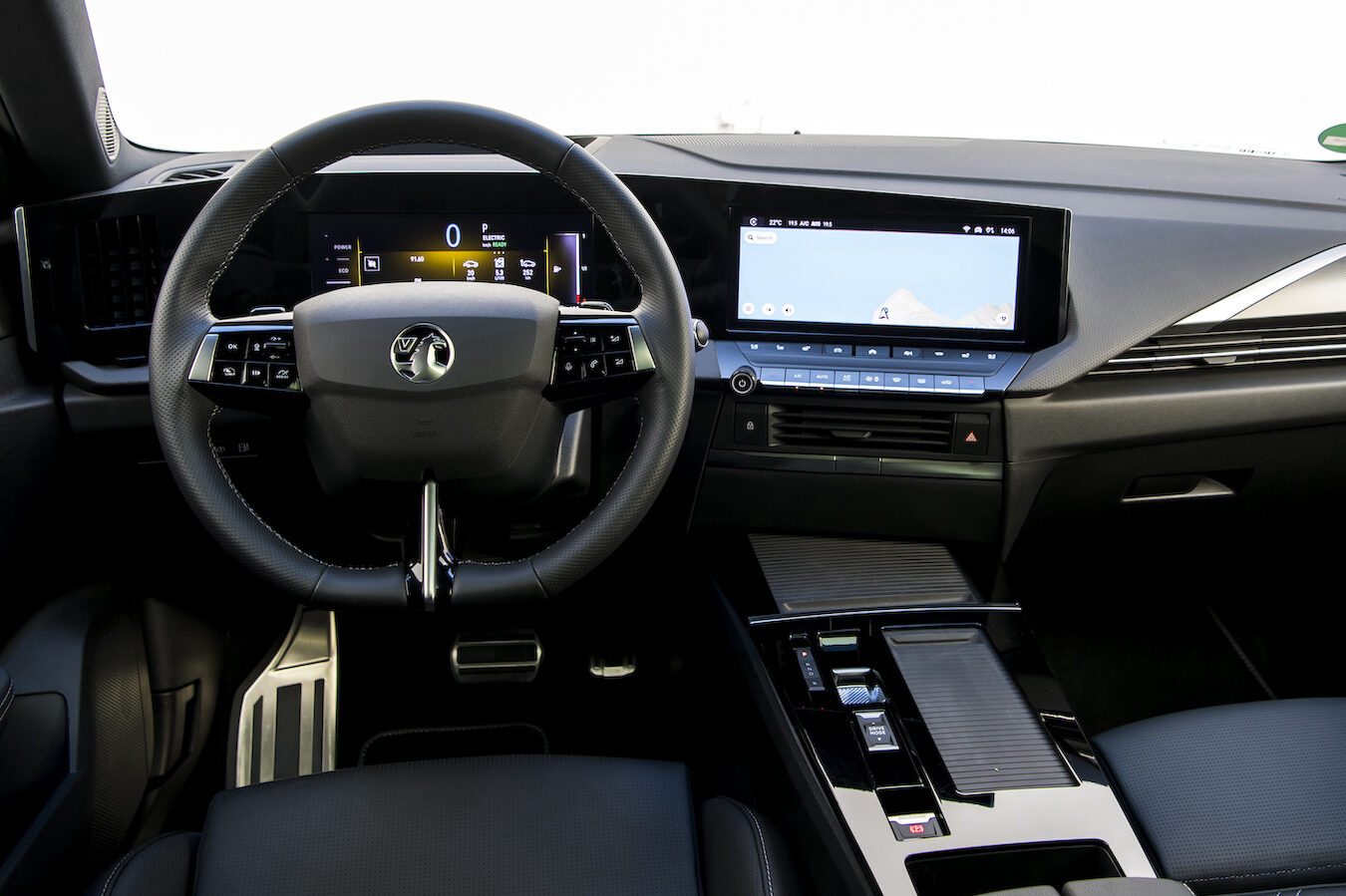 Vauxhall Opel Astra PHEV interior - EVs Unplugged