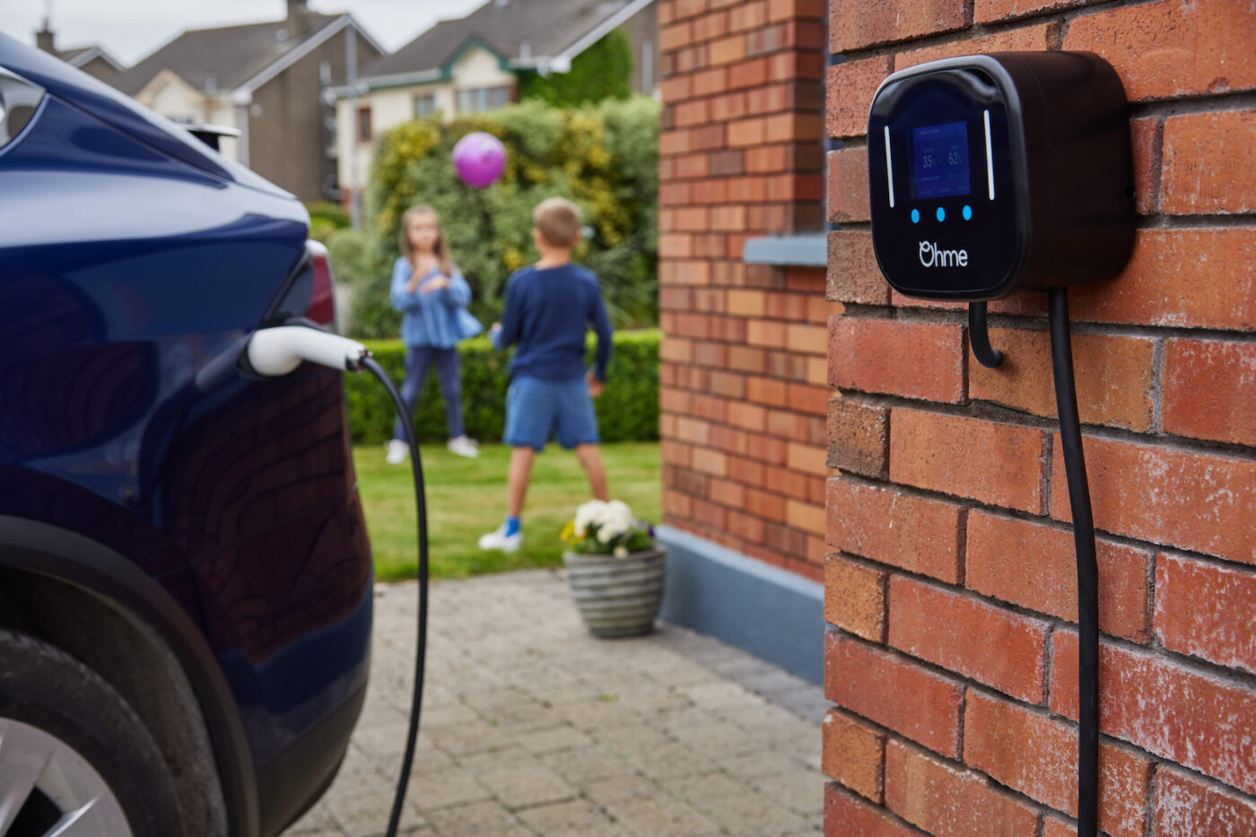 What is an EV smart charger and how does it work? - EVs Unplugged