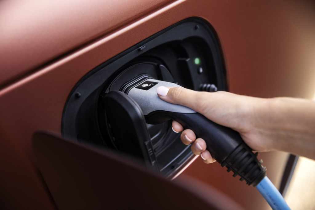 Range Rover PHEV charging - EVs Unplugged