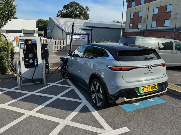 Renault Megane E-Tech charging