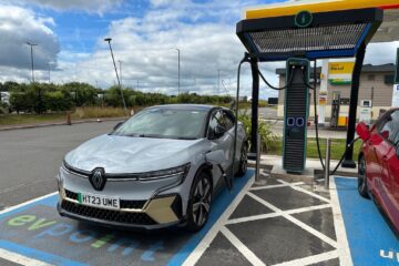 Renault Megane E-Tech charging